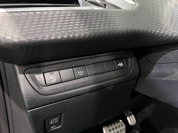 Peugeot 2008 22 of 23