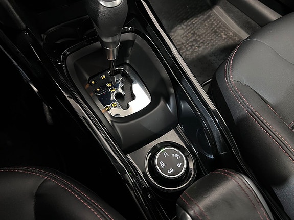Peugeot 2008 15 of 23
