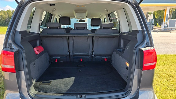 Volkswagen Touran 11 of 11