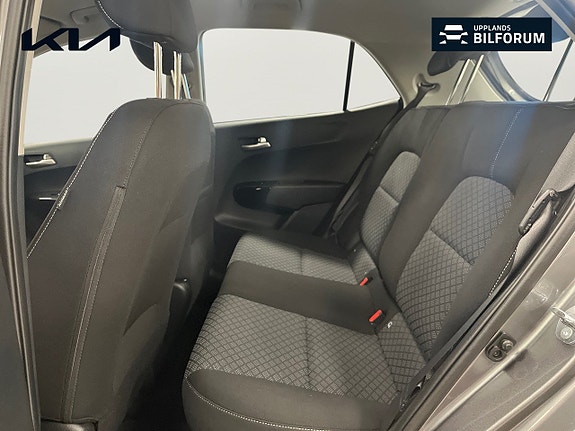 Kia Picanto 9 of 15