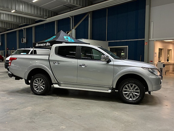 Mitsubishi L200 2 of 15