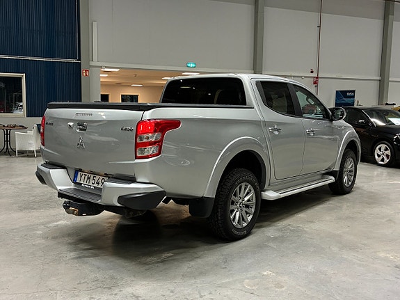 Mitsubishi L200 3 of 15