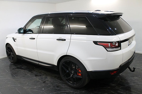 Land Rover Range Rover Sport 5 of 5