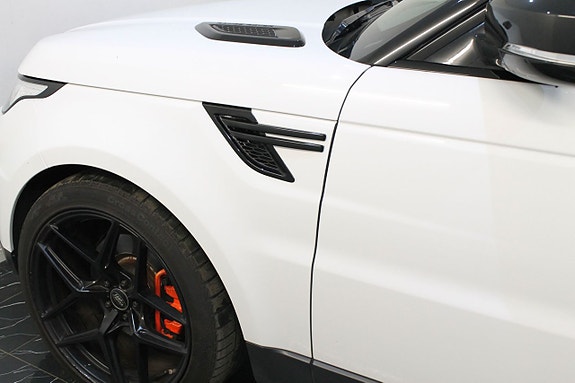 Land Rover Range Rover Sport 14 of 15