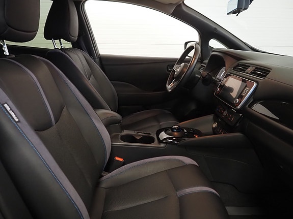 Nissan Leaf 10 of 29