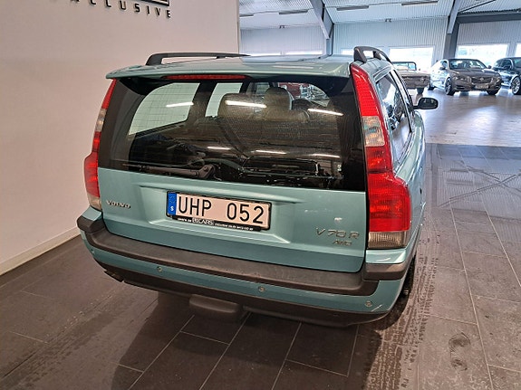 Volvo V70 6 of 16
