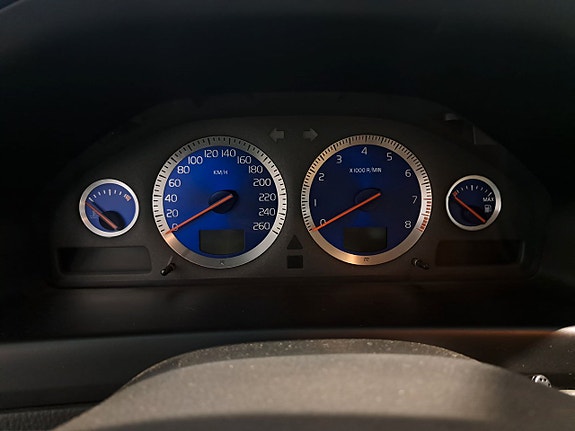 Volvo V70 15 of 16