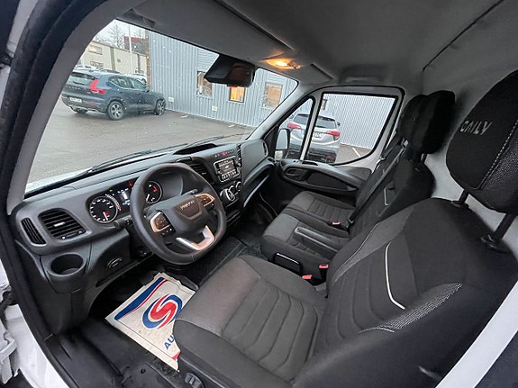 Iveco Daily 8 of 16
