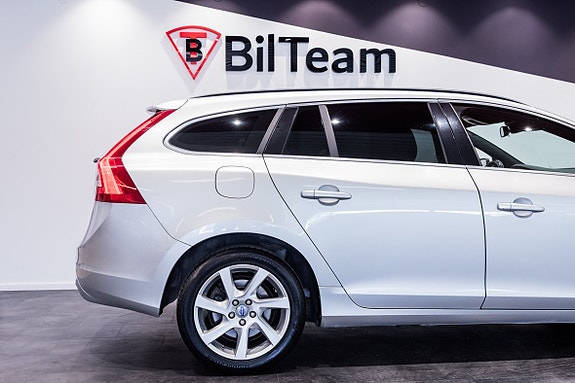 Volvo V60 10 of 24