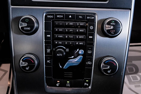 Volvo V60 22 of 24