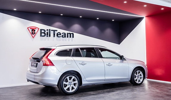 Volvo V60 7 of 24