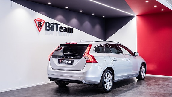 Volvo V60 6 of 24