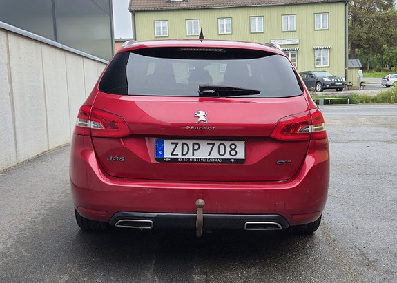 Peugeot 308 4 of 5