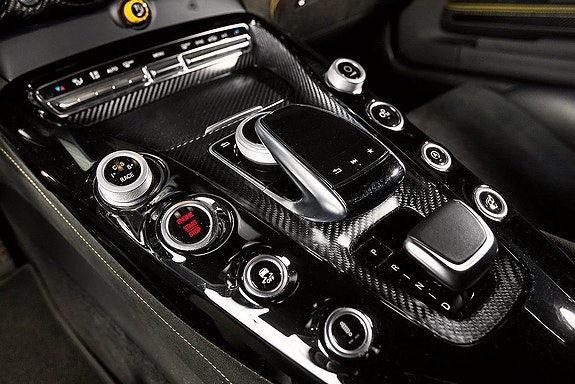 Mercedes-Benz AMG GT R 21 of 22