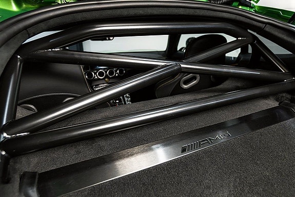 Mercedes-Benz AMG GT R 19 of 22