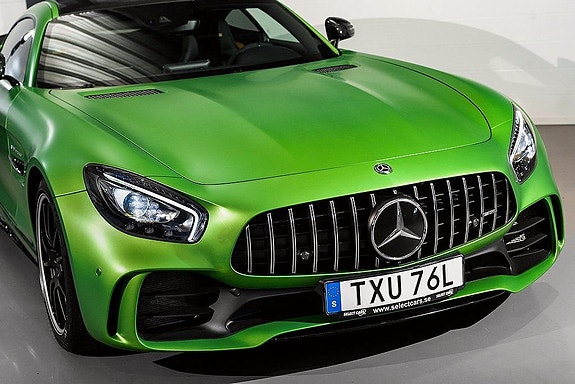Mercedes-Benz AMG GT R 4 of 5
