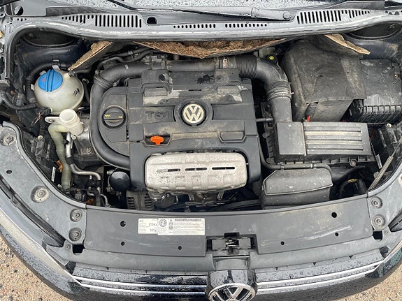 Volkswagen Touran 7 of 14