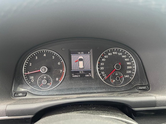 Volkswagen Touran 8 of 14