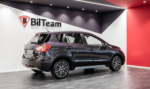 Suzuki SX4 S-Cross 8 of 27