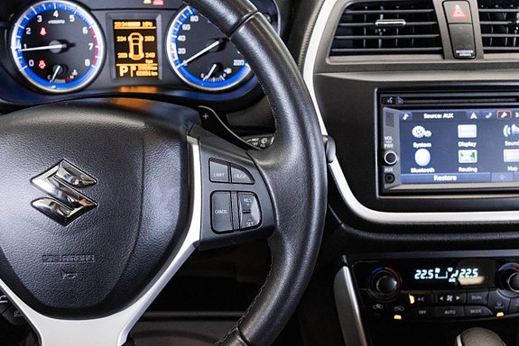 Suzuki SX4 S-Cross 21 of 27