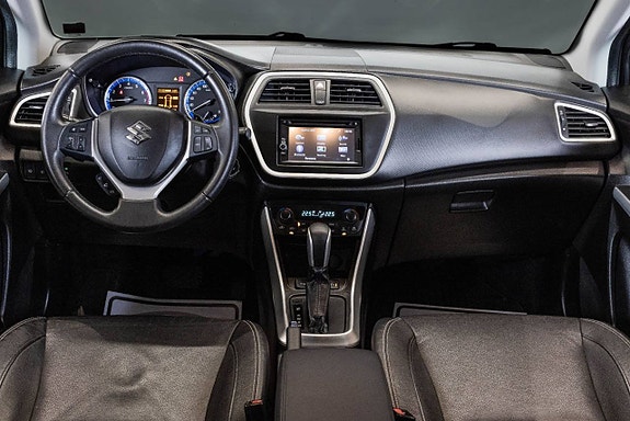 Suzuki SX4 S-Cross 16 of 27