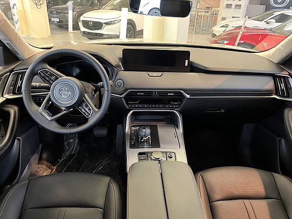 Mazda CX-60 10 of 11