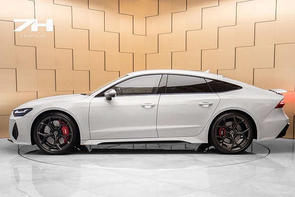 Audi RS7 2 of 5