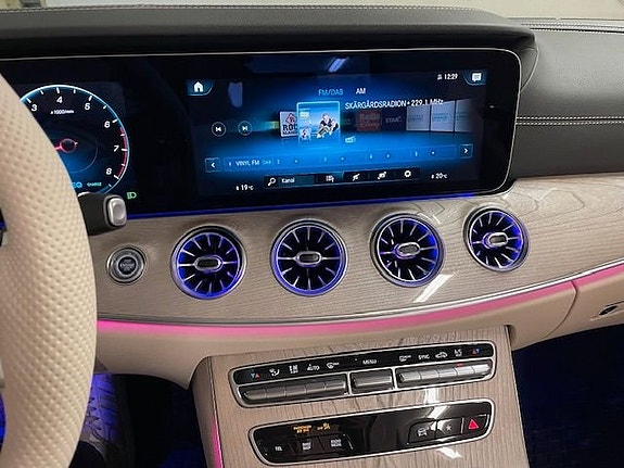 Mercedes-Benz E200 18 of 21