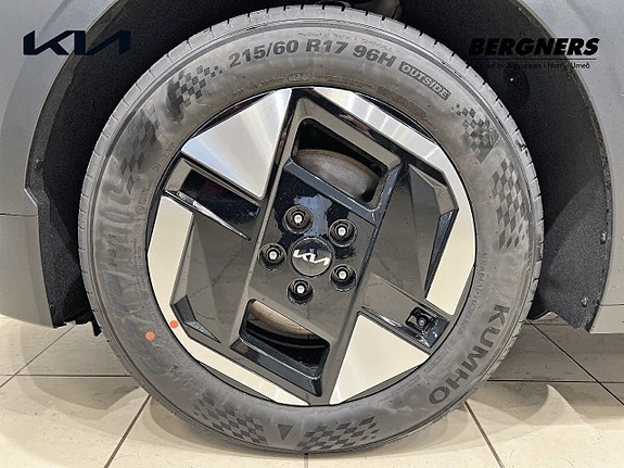 Kia EV3 15 of 16