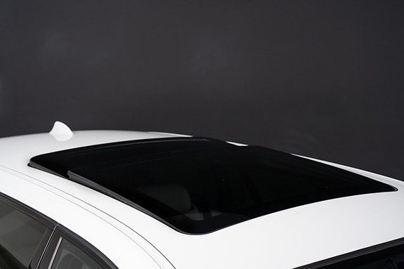 BMW M5 4 of 5