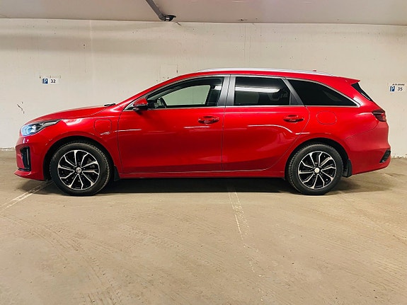 Kia Ceed 2 of 15