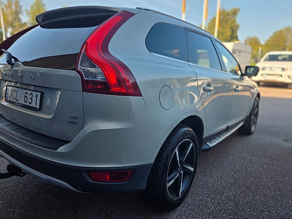 Volvo XC60 3 of 7