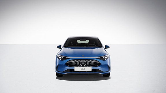Mercedes-Benz CLA250 2 of 5