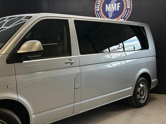 Volkswagen Caravelle 14 of 22
