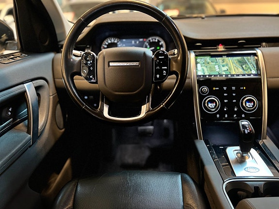Land Rover Discovery Sport 12 of 25