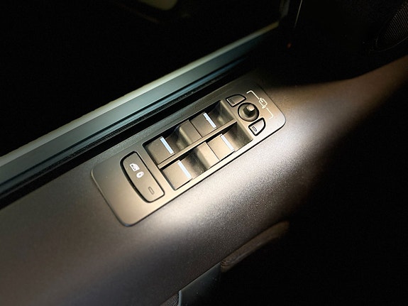 Land Rover Discovery Sport 14 of 25