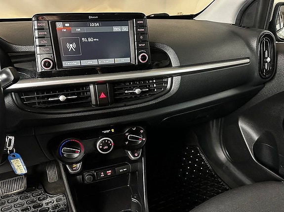 Kia Picanto 13 of 22
