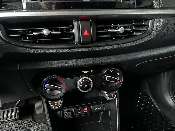 Kia Picanto 19 of 22