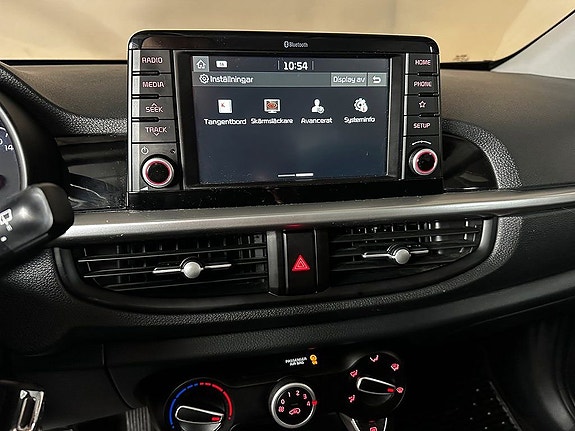 Kia Picanto 17 of 22
