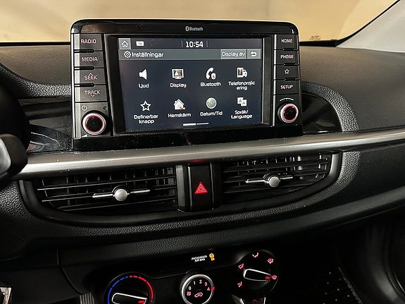 Kia Picanto 16 of 22