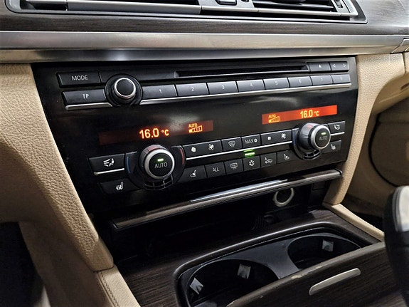 BMW 740Li 21 of 27