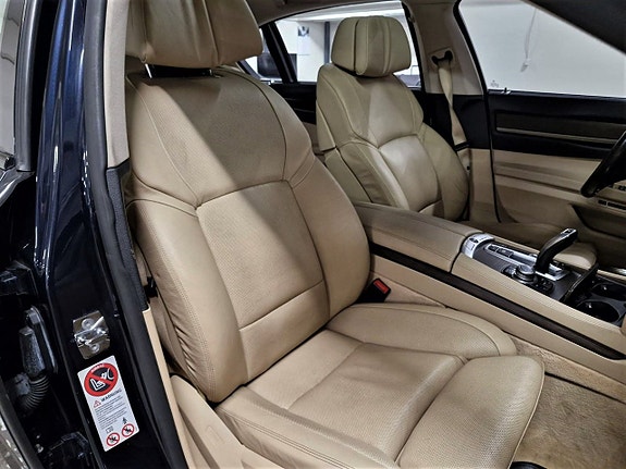 BMW 740Li 17 of 27