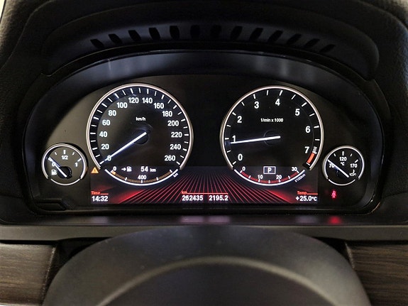 BMW 740Li 27 of 27