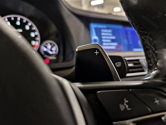 BMW 740Li 25 of 27