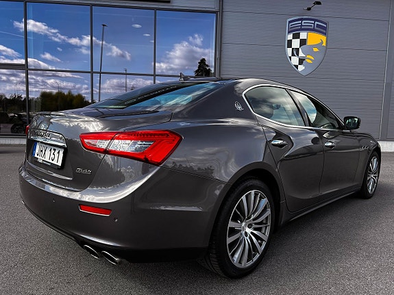 Maserati Ghibli 2 of 8