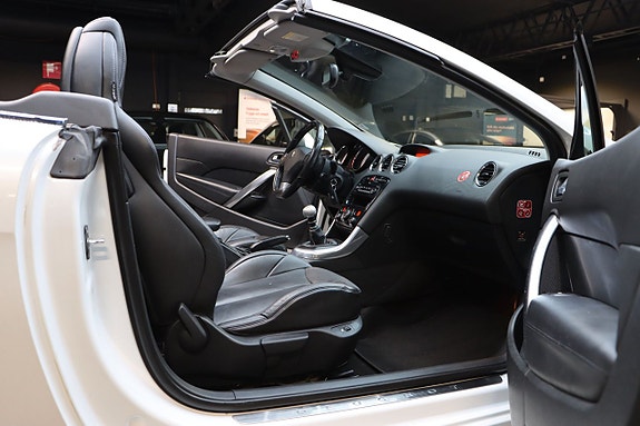 Peugeot 308 13 of 23
