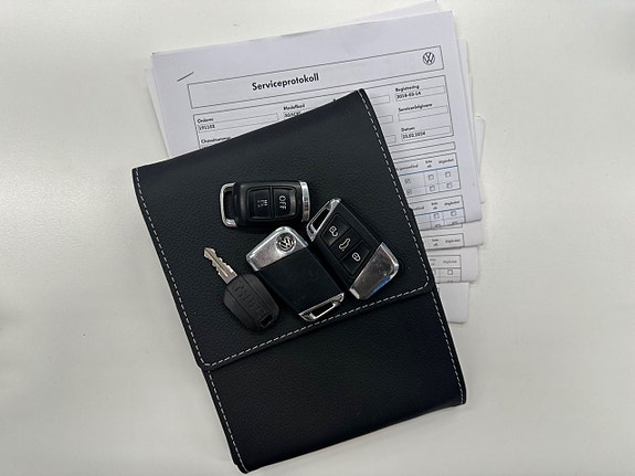 Volkswagen Passat Alltrack 17 of 17