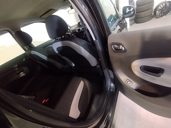 Citroen C3 Picasso 7 of 13
