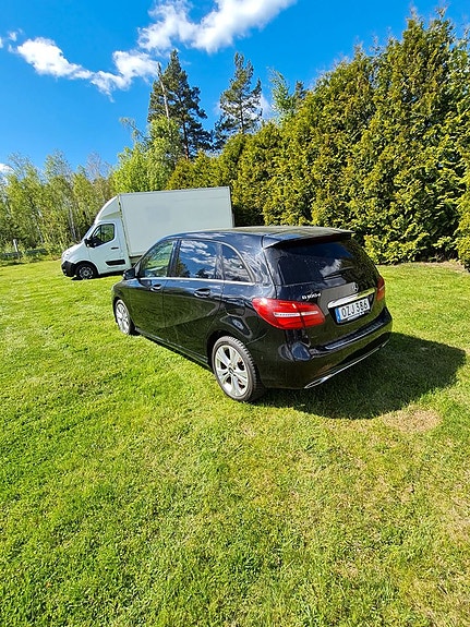 Mercedes-Benz B180 d 7 of 18