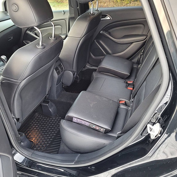 Mercedes-Benz B180 d 16 of 18